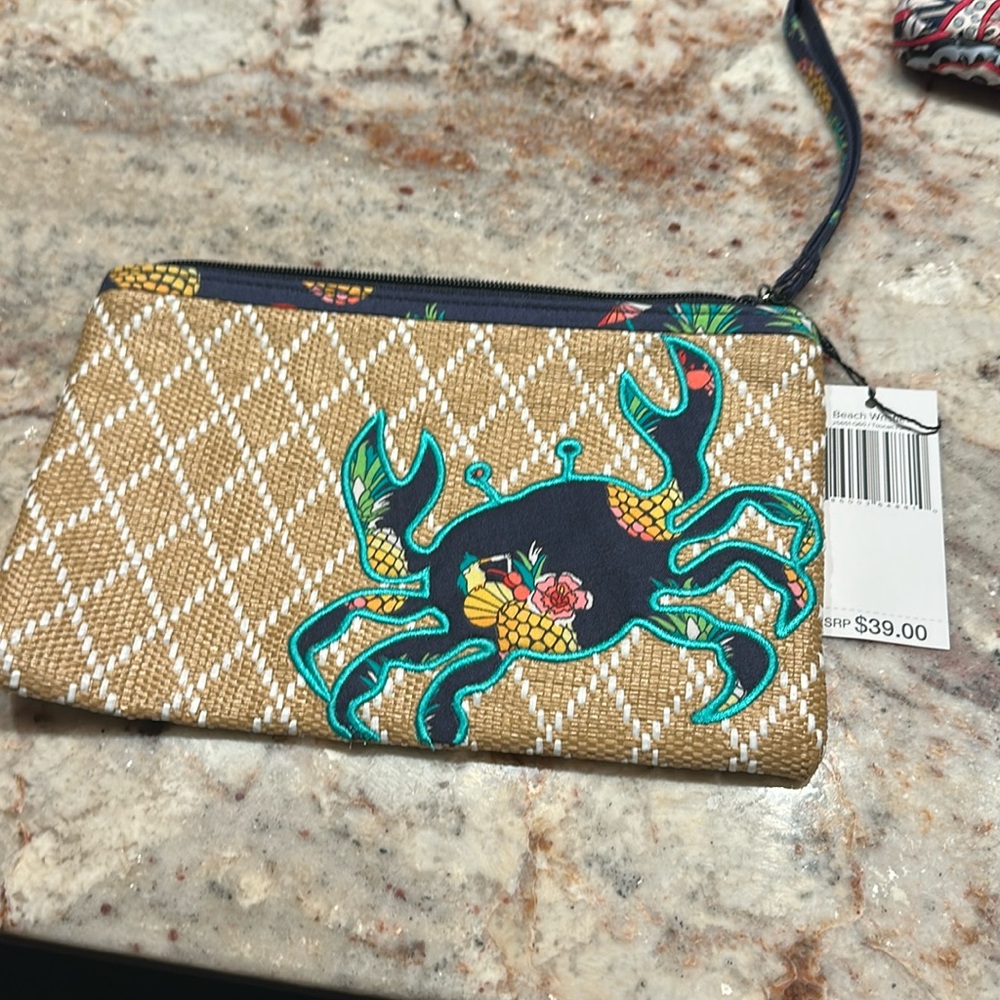 Vera Bradley NWTs beach wristlet toucan party